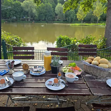 بيت ضيافة Brauhaus Am